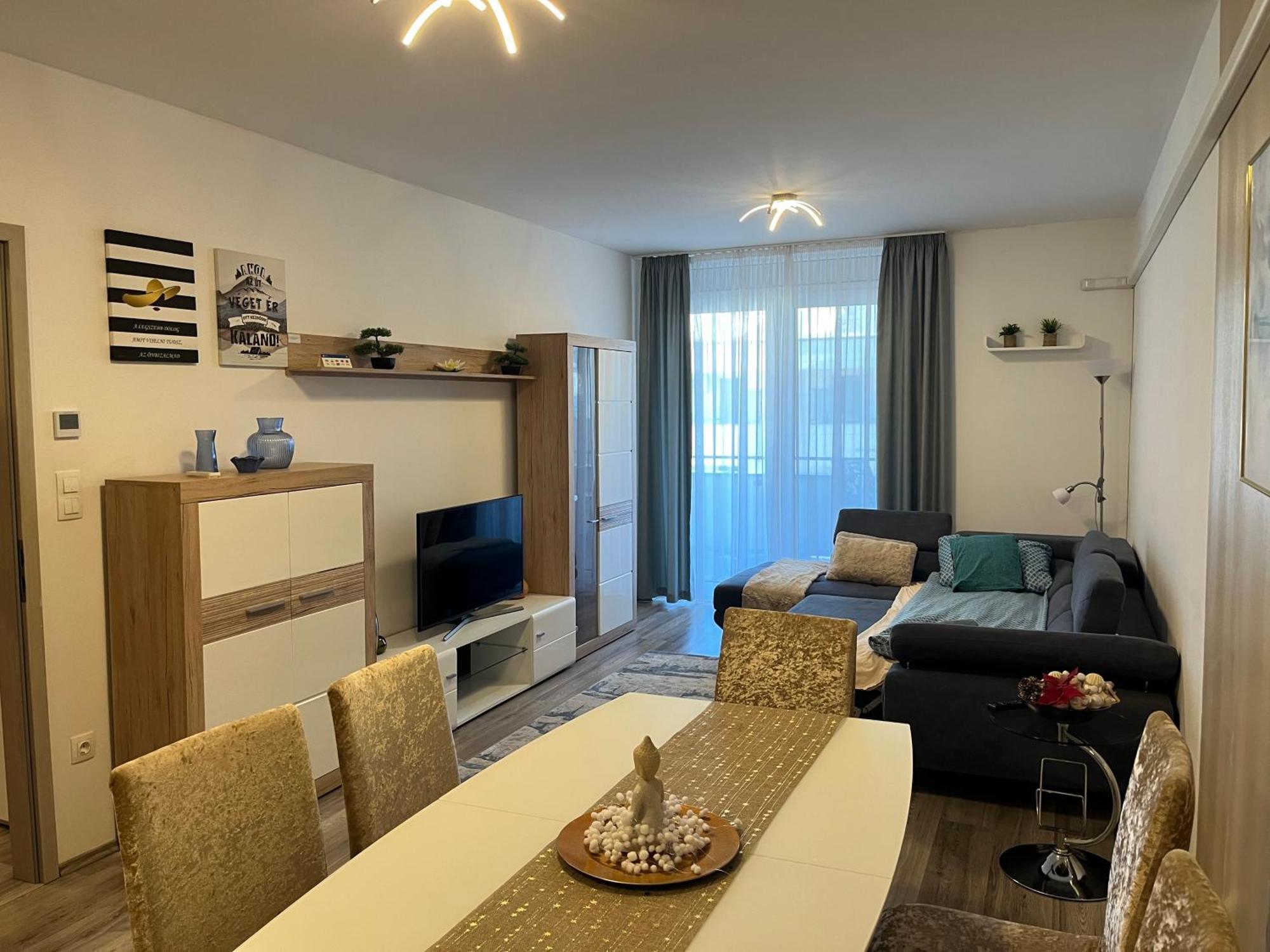 Brookforest Belvarosi Apartament